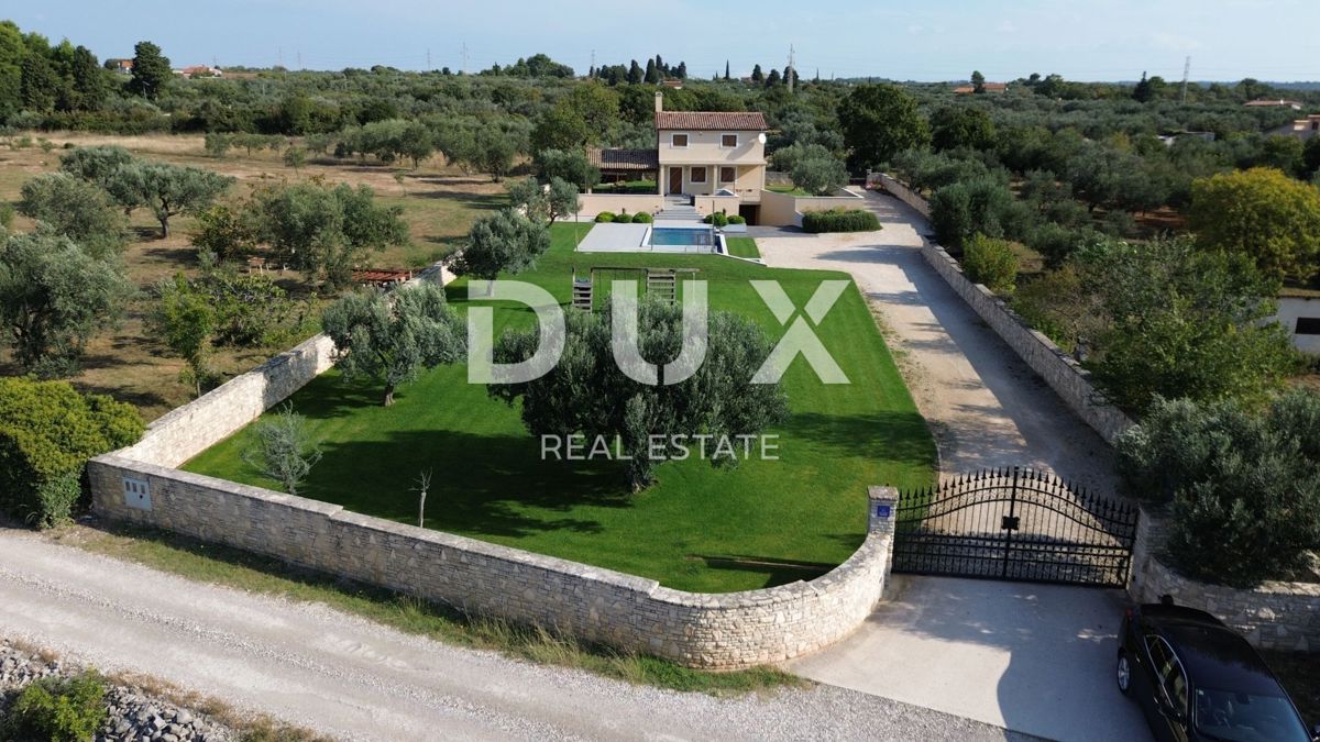 ISTRIA, FAŽANA - Una bellissima villa isolata con vista panoramica sul mare!