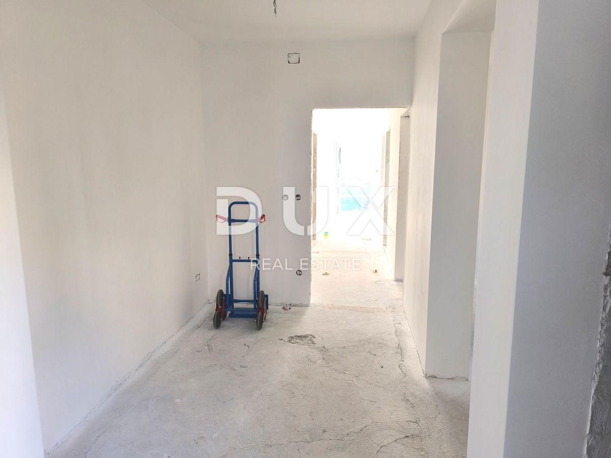 OPATIJA, POBRI - Appartamento con 2 camere da letto al 1° piano con parcheggio, 72 m2