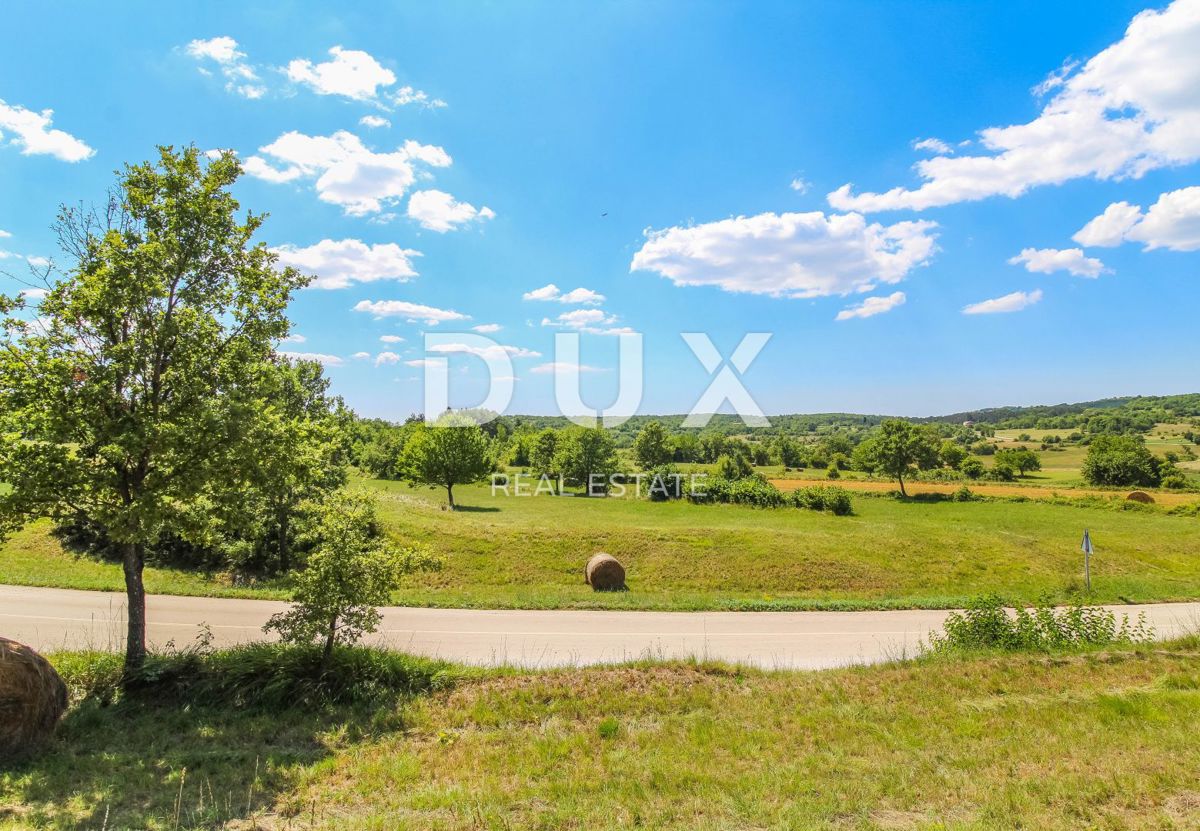 ISTRIA, OPRTALJ - Terreno edificabile con vista sulla natura
