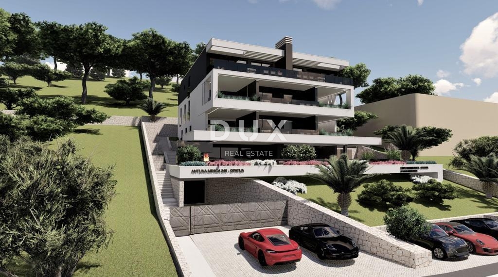OPATIJA, CENTRO - fantastico attico con vista panoramica e garage in un nuovo edificio sopra il centro di Opatija 