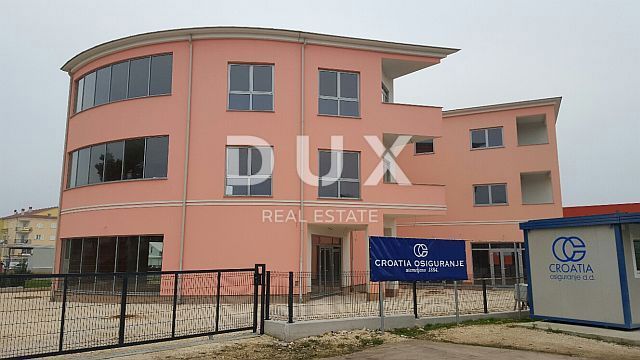 Locale commerciale Rovinj, 958m2