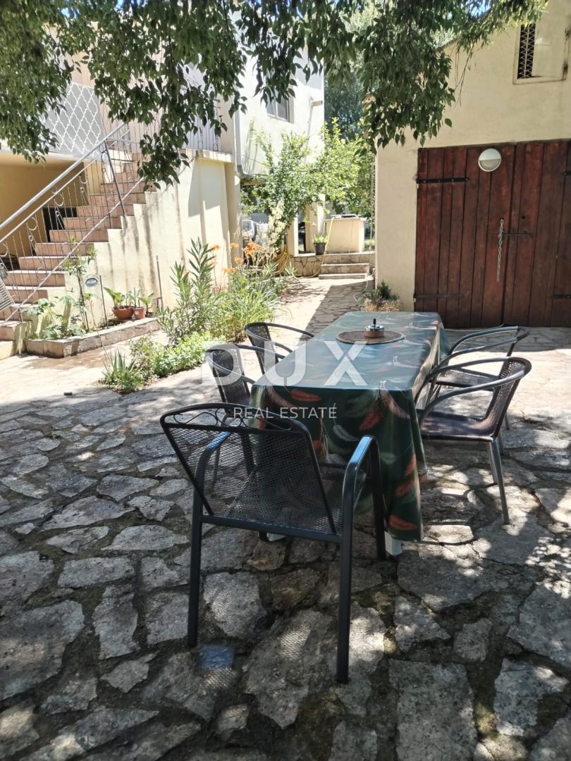 ZADAR, GORNJI KARIN - Palazzina con 5 unità abitative