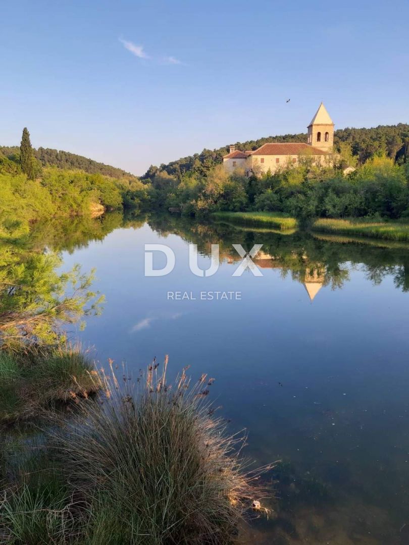 ZADAR, GORNJI KARIN - Palazzina con 5 unità abitative