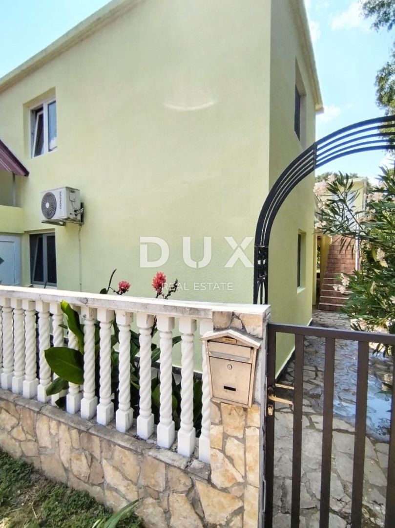 ZADAR, GORNJI KARIN - Palazzina con 5 unità abitative