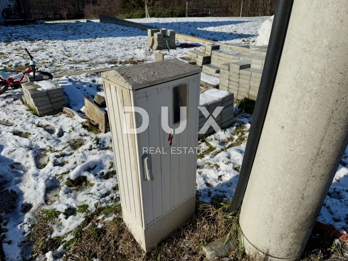 ZAGABRIA, CROAZIA - terreno edificabile 1611 mq + terreno agricolo 3924 mq