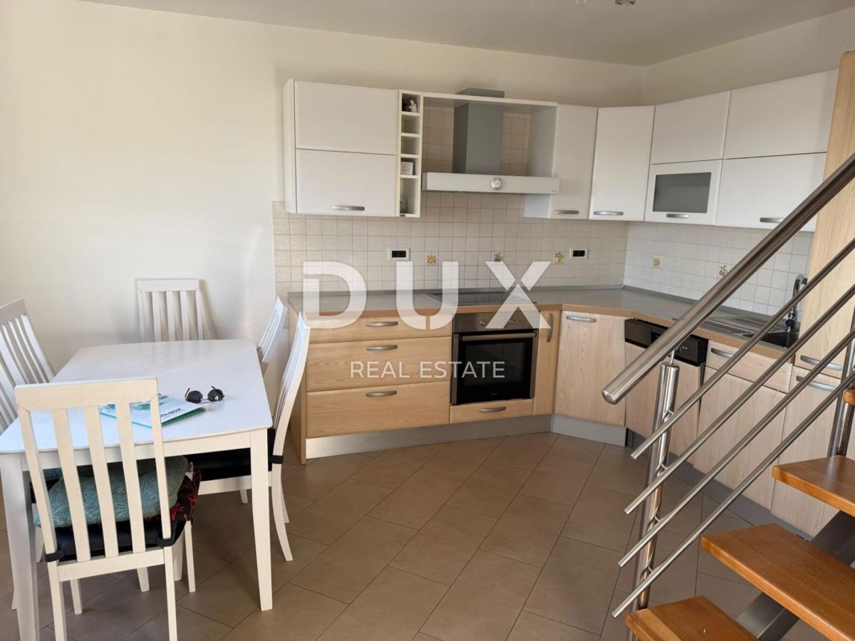 RIJEKA, MARINIĆI - eccellente appartamento familiare su due piani 4 camere da letto + soggiorno