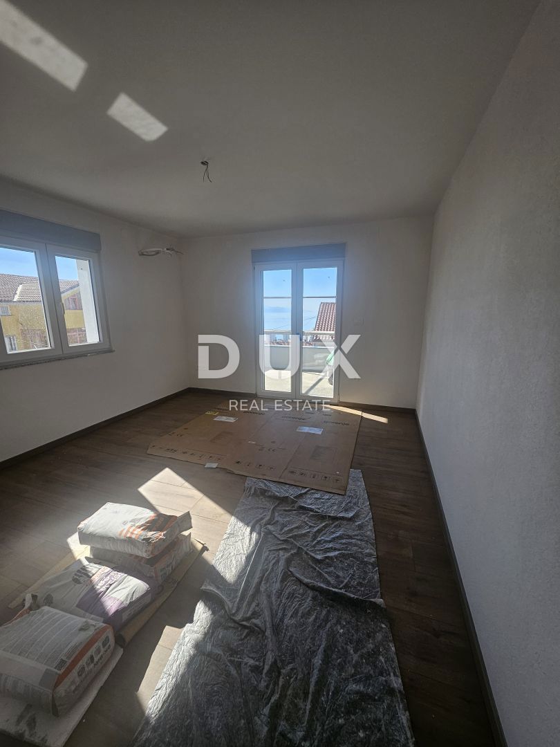 SRDOČI, ZAMET GORNJI, MARINIĆI - attico 83m2, soggiorno + 3 camere da letto con vista mare + terrazza coperta 30m2