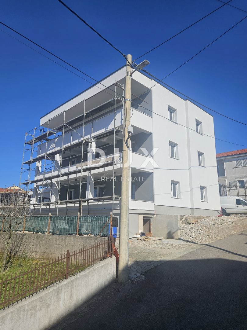 SRDOČI, ZAMET GORNJI, MARINIĆI - attico 83m2, soggiorno + 3 camere da letto con vista mare + terrazza coperta 30m2