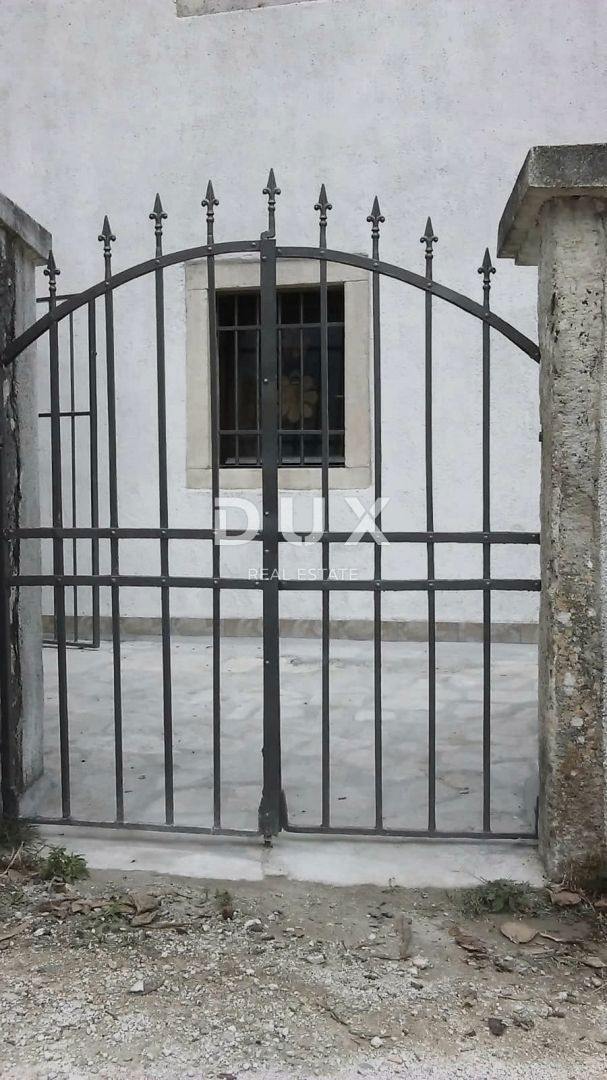 ISTRIA, FILIPPINE - Antico casale ristrutturato unico del XVIII secolo