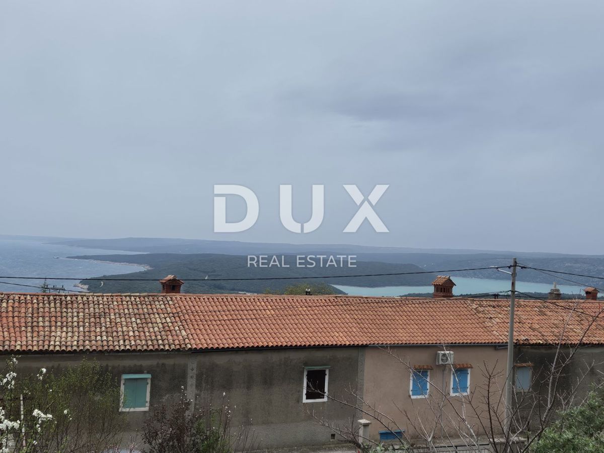 ISTRIA, LABIN - Casa in pietra recentemente ristrutturata con vista mare, a 2 km dal mare