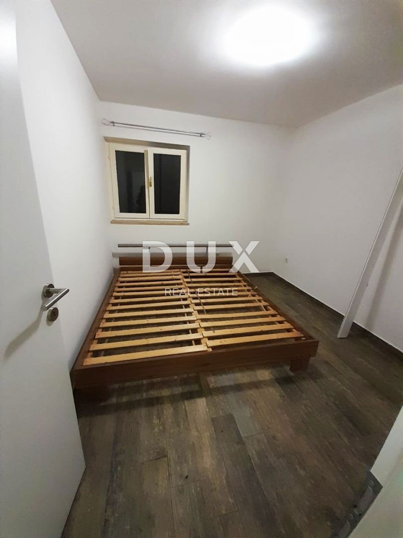 ISTRIA, PARENZO - Appartamento 2 camere da letto + bagno a 1500 m dal mare
