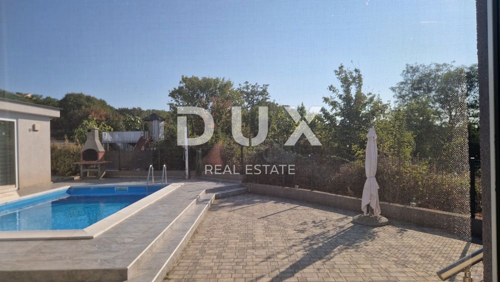 ISOLA DI KRK, CITTÀ DI KRK (DINANDINI) - Appartamento in una casa con piscina