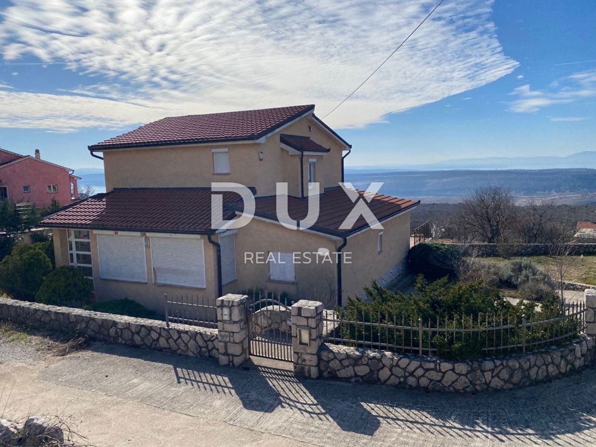 KRALJEVICA, ŠMRIKA - casa indipendente con piscina, garage, giardino e vista mare! OPPORTUNITÀ!