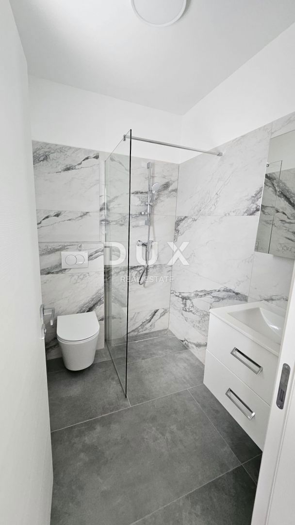 KASTAV, REŠETARI - appartamento di nuova costruzione 130m2, 1° piano, soggiorno + 3 camere da letto con vista mare e garage + giardino 57m2