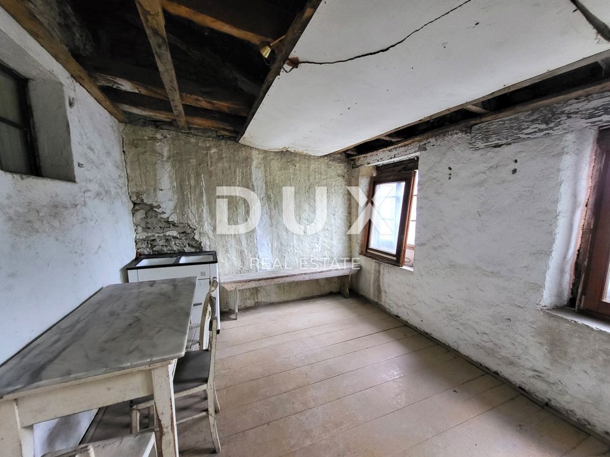 ISTRIA, PINGUENTE - Casa in pietra da ristrutturare con ampio terreno edificabile