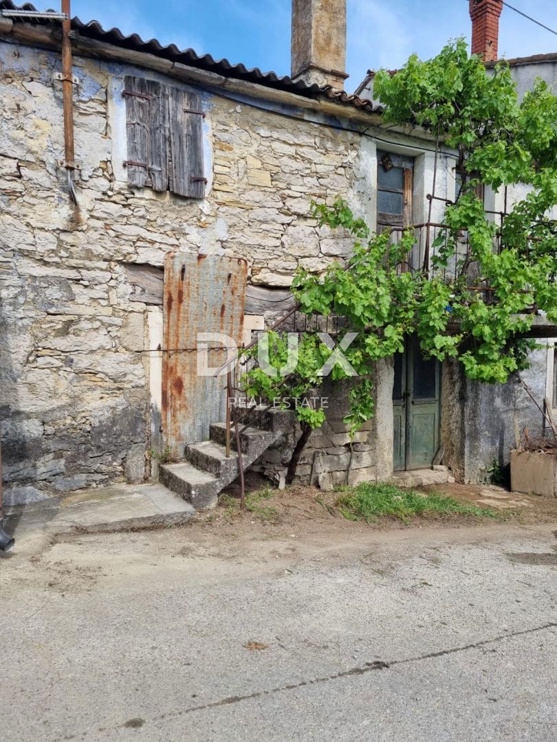 ISTRIA, PINGUENTE - Casa in pietra da ristrutturare con ampio terreno edificabile
