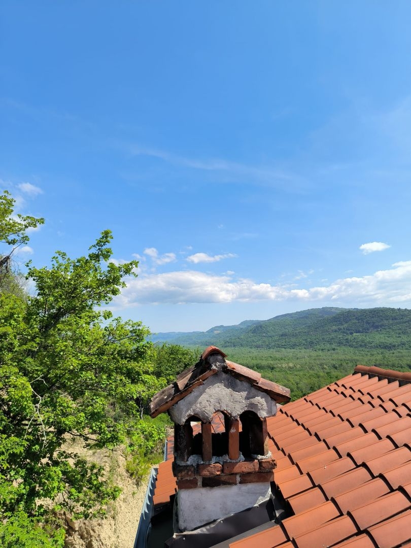 ISTRIA, MOTOVUN - Una fiaba di pietra nella natura! RARITÀ!