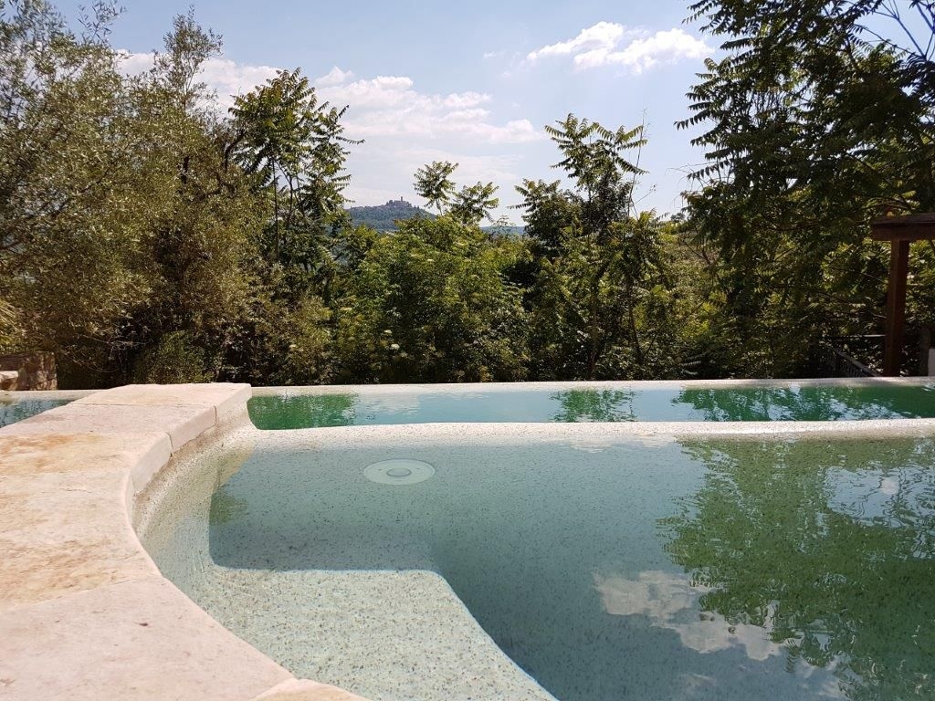 ISTRIA, MOTOVUN - Una fiaba di pietra nella natura! RARITÀ!