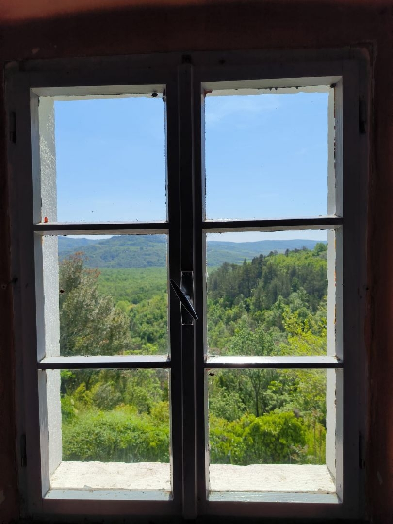 ISTRIA, MOTOVUN - Una fiaba di pietra nella natura! RARITÀ!