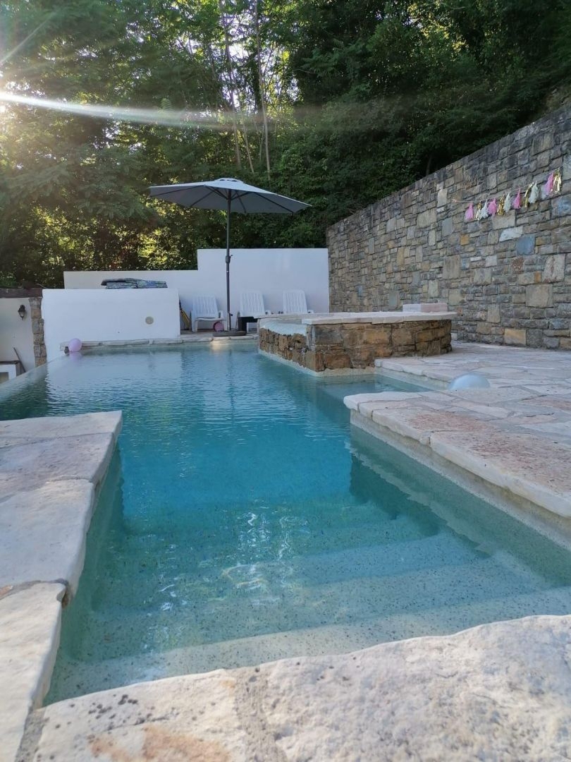 ISTRIA, MOTOVUN - Una fiaba di pietra nella natura! RARITÀ!