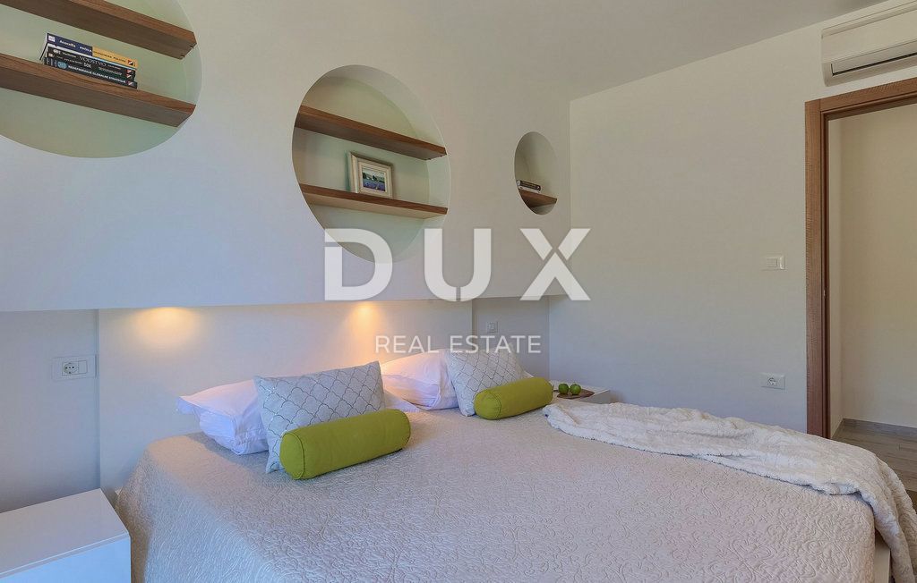 ISTRIA, KRŠAN - Casa con piscina su ampio terreno e completa privacy