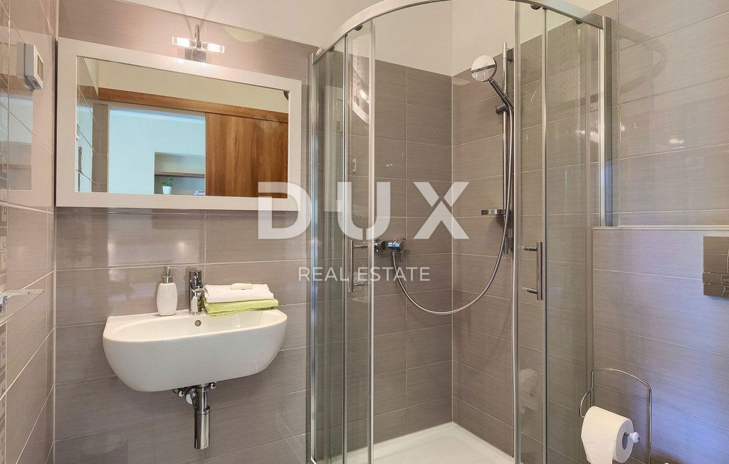 ISTRIA, KRŠAN - Casa con piscina su ampio terreno e completa privacy