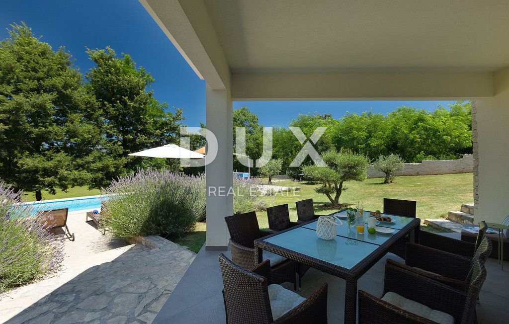 ISTRIA, KRŠAN - Casa con piscina su ampio terreno e completa privacy
