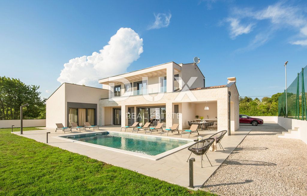 ISTRIA,ALBONA - Villa di lusso con piscina, centro benessere e campo da tennis