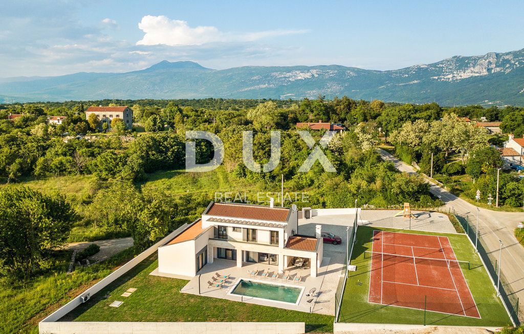 ISTRIA,ALBONA - Villa di lusso con piscina, centro benessere e campo da tennis
