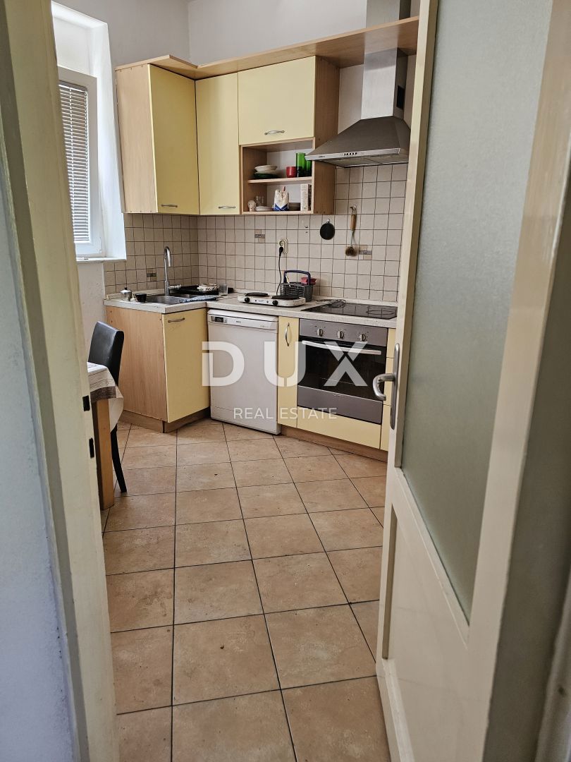 RIJEKA, PIRAMIDA - Appartamento monolocale + soggiorno