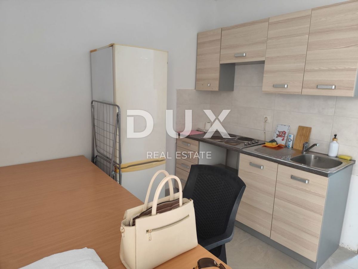CRIKVENICA, DRAMALJ - appartamento con ampia terrazza e splendida vista mare