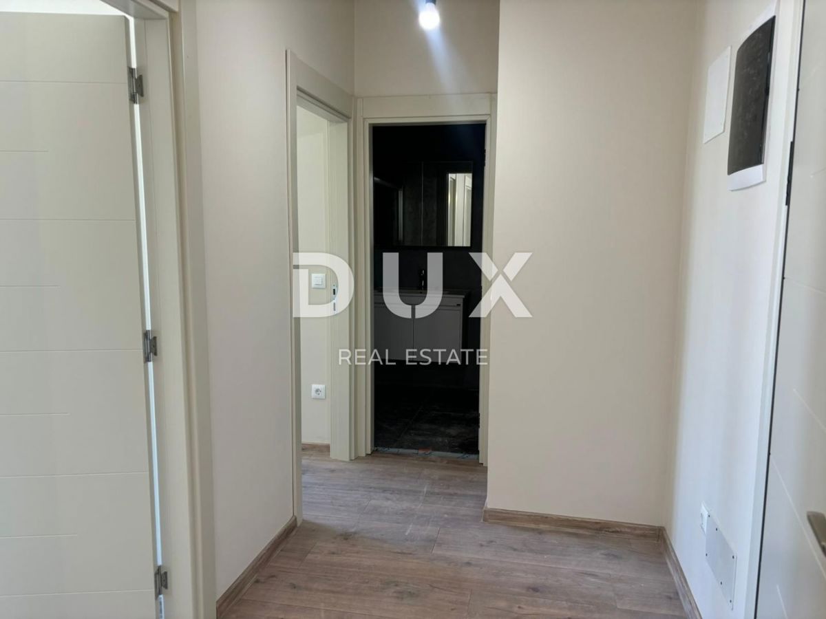 ISTRIA, PARENZO - Appartamento in un nuovo edificio in un'ottima posizione con garage!