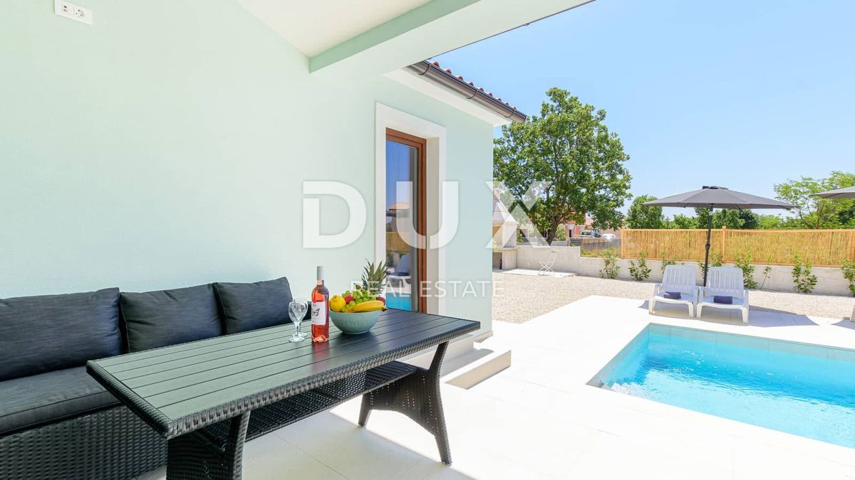 ISTRIA, SVETVINČENAT - Affascinante casa di nuova costruzione con piscina