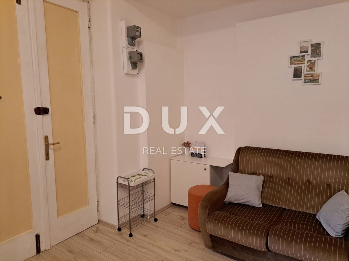 RIJEKA, CENTRO - due unità abitative, tre balconi, vista mare