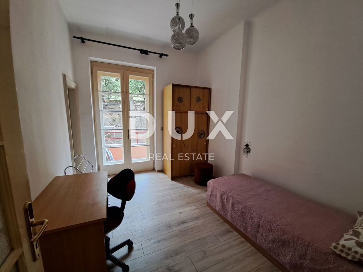RIJEKA, CENTRO - due unità abitative, tre balconi, vista mare