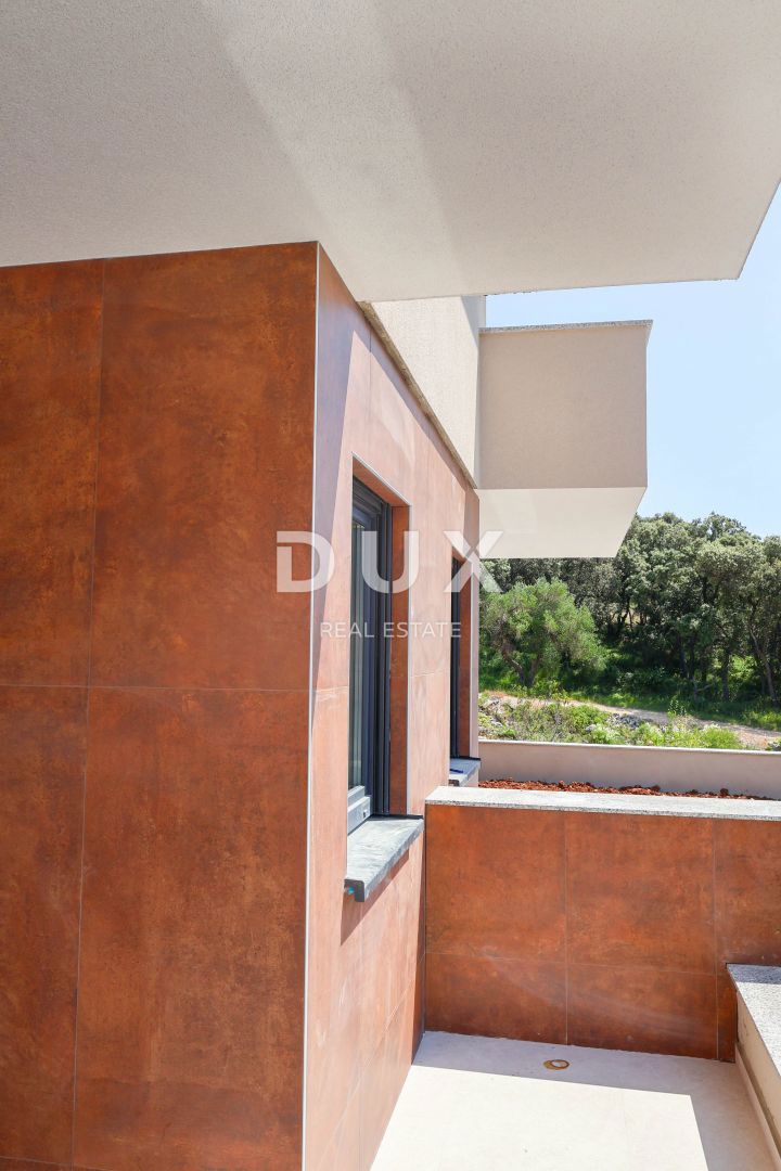 NOVALJA, JAKISNICA - Lussuoso appartamento con piscina e giardino  