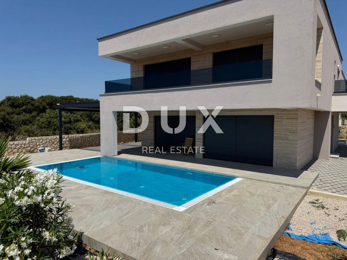 ISOLA DI PAG, MANDRE, casa di prima classe con piscina, di nuova costruzione.