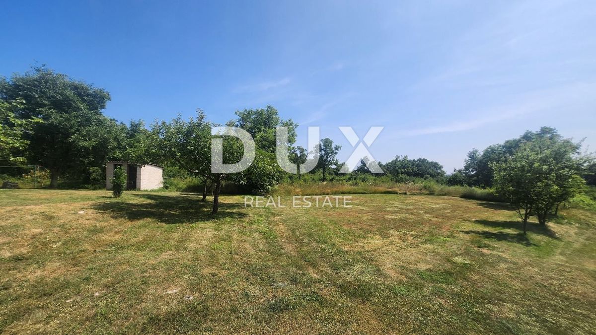 ISTRIA, BARBAN - Terreno edificabile di fronte ad un'area verde