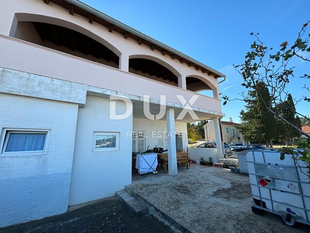 ISOLA DI PAŠMAN, ŽDRELAC - Casa bifamiliare in prima fila al mare