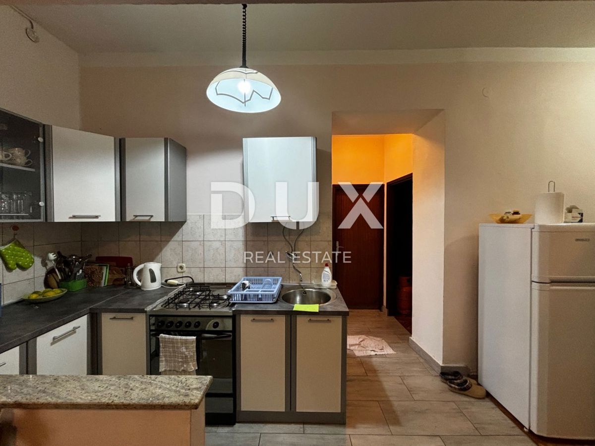 ISOLA DI PAŠMAN, ŽDRELAC - Casa bifamiliare in prima fila al mare