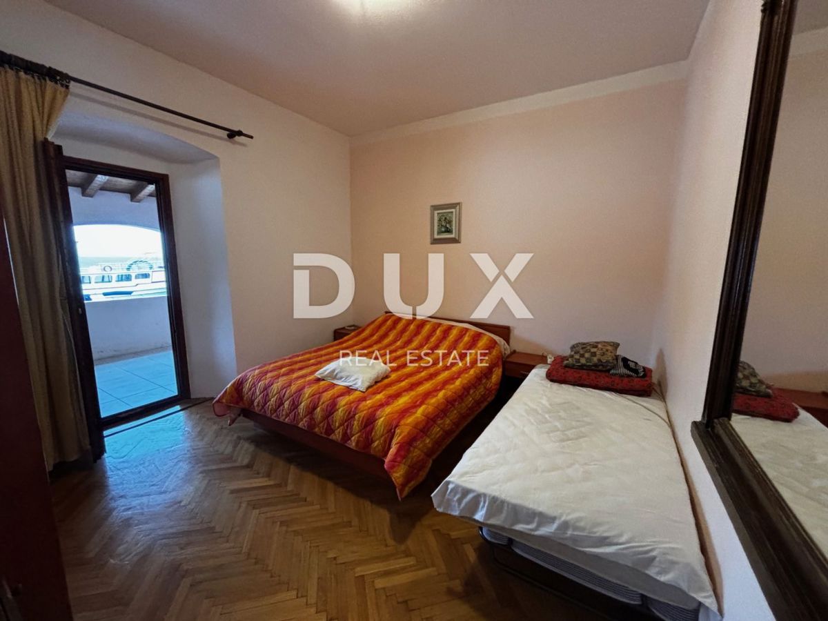 ISOLA DI PAŠMAN, ŽDRELAC - Casa bifamiliare in prima fila al mare