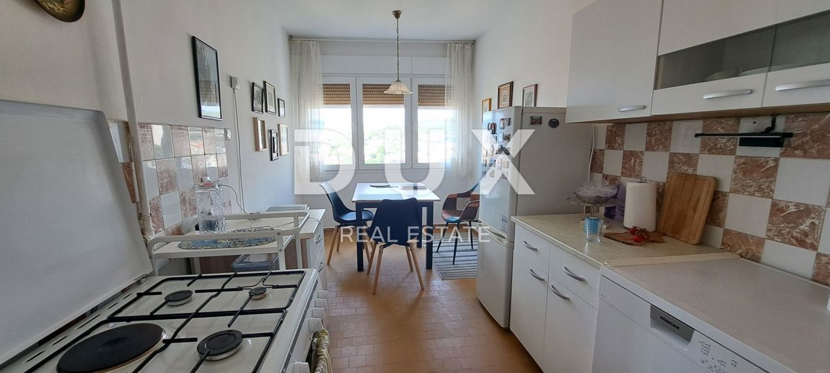 RIJEKA, BELVEDER - splendido appartamento con vista mare