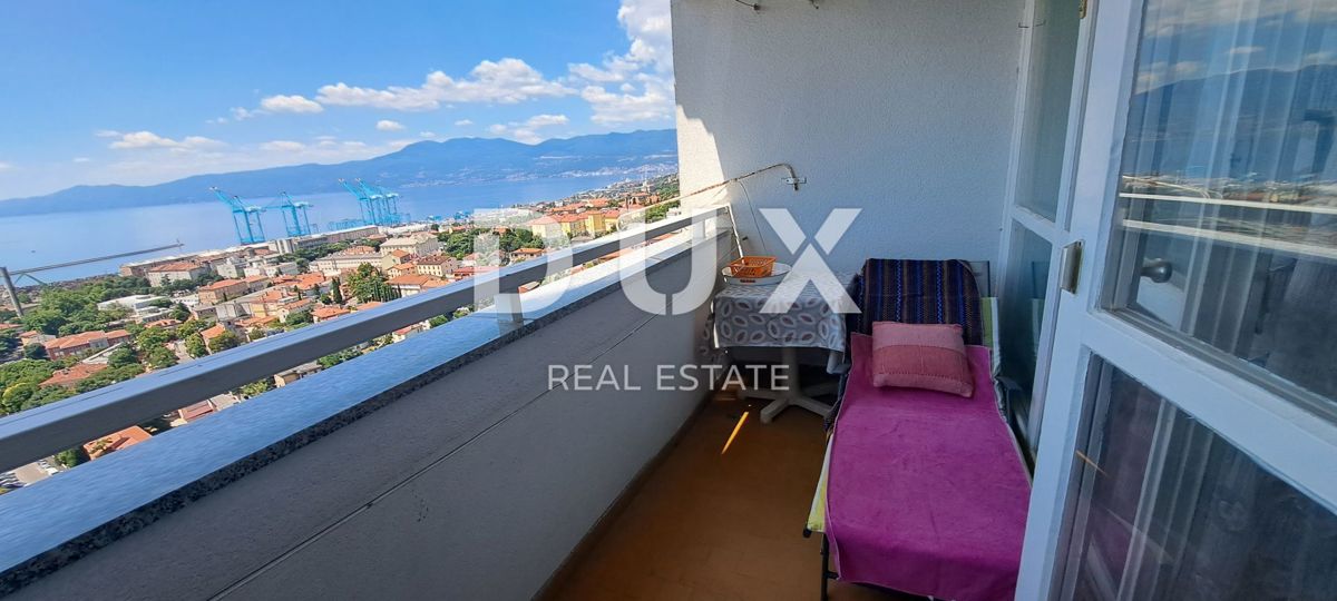 RIJEKA, BELVEDER - splendido appartamento con vista mare