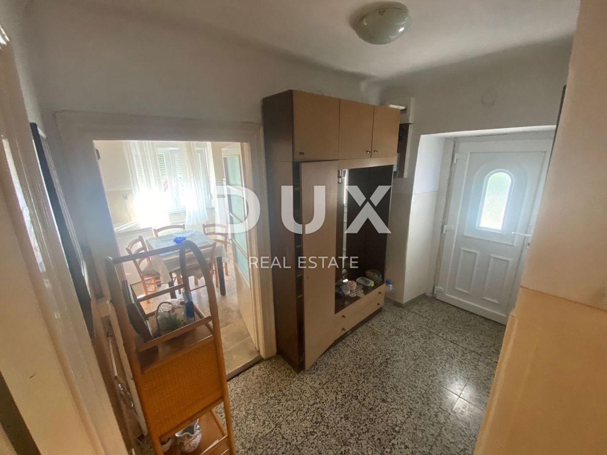 RIJEKA, KASTAV - casa con 2 appartamenti separati + giardino! OCCASIONE!