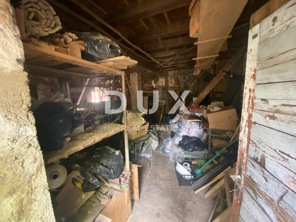 RIJEKA, KASTAV - casa con 2 appartamenti separati + giardino! OCCASIONE!