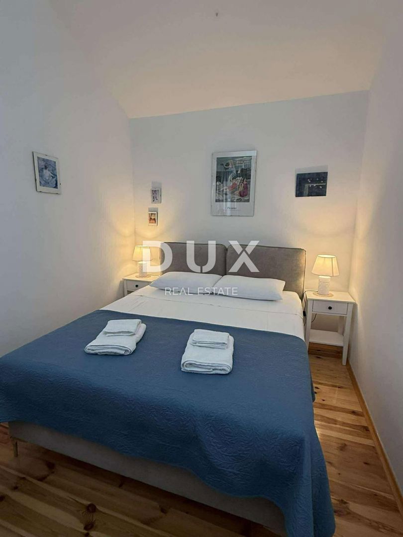 ISOLA DI KRK, DOBRINJ – Villa in pietra con piscina e vista mare, OCCASIONE!!!