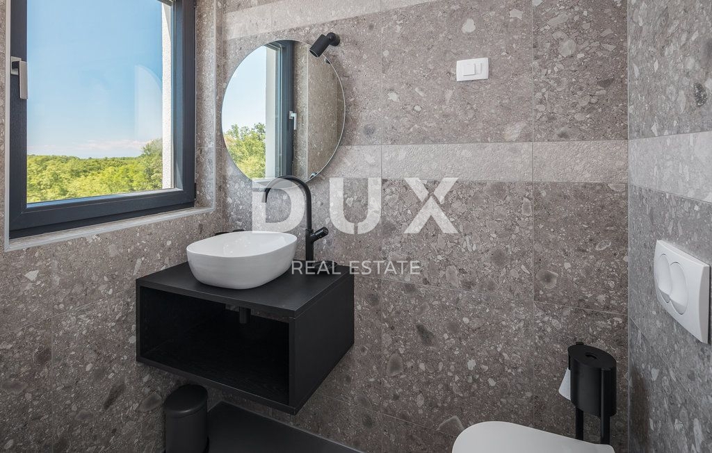 ISTRA, BUJE - Nuovo edificio moderno immerso nella natura