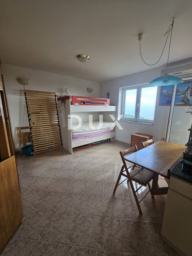 ABBAZIA, LOVRAN - Appartamento classico con 1 camera da letto e vista mare