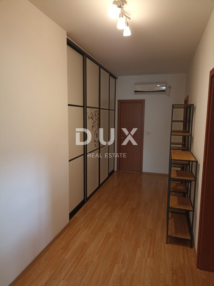 BIOGRAD NA MORU - OCCASIONE ESCLUSIVA - CASA CON 4 APPARTAMENTI E AMPIO APPARTAMENTO - CENTRO!