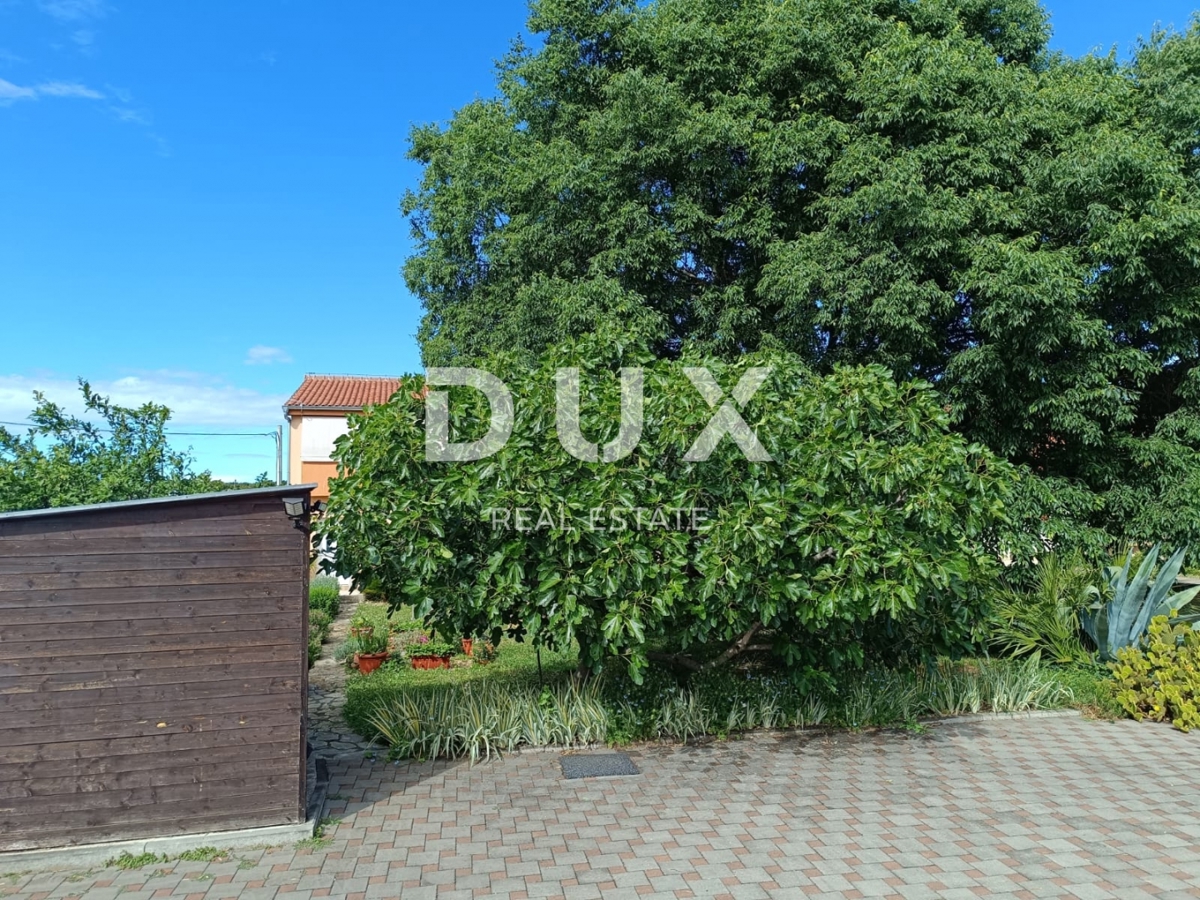 BIOGRAD NA MORU - OCCASIONE ESCLUSIVA - CASA CON 4 APPARTAMENTI E AMPIO APPARTAMENTO - CENTRO!